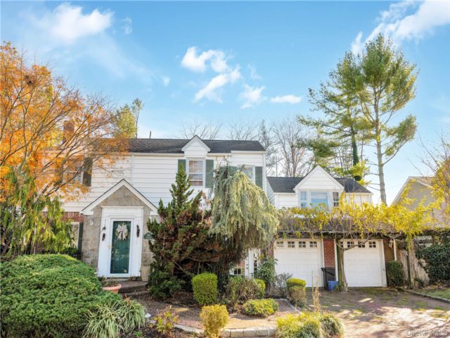 [East Rockaway Real Estate, listing number 7241260]