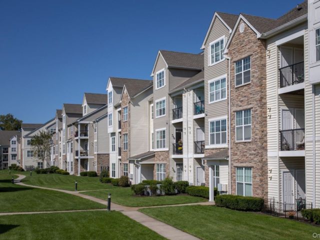 [Coram Real Estate, listing number 7241280]