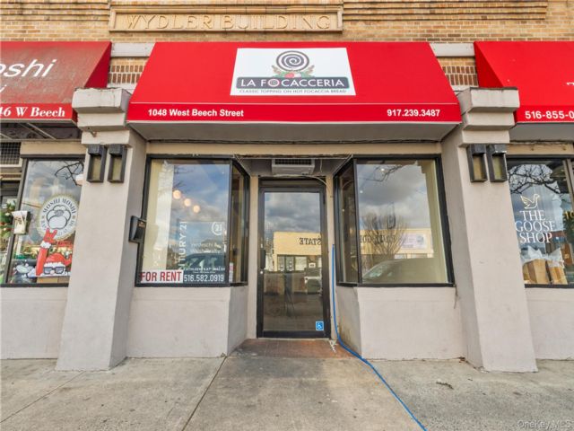 [Long Beach Real Estate, listing number 7241289]