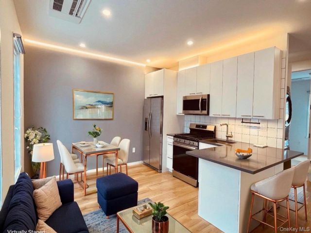  2 BR,  1.00 BTH &nbsp;Other style home in Glendale