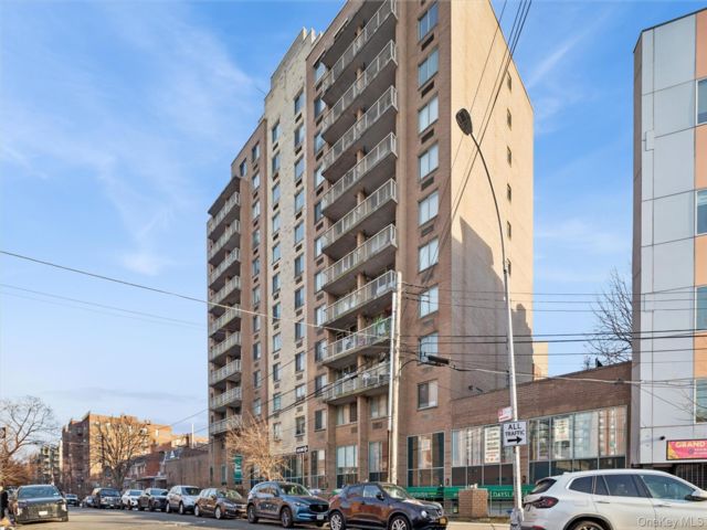  1 BR,  1.00 BTH &nbsp;Other style home in Rego Park
