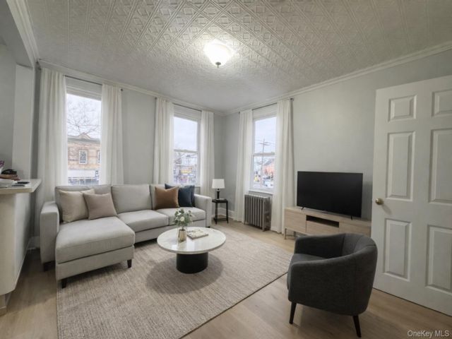 [Rosedale Real Estate, listing number 7241594]