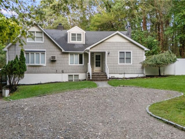 [Miller Place Real Estate, listing number 7241756]