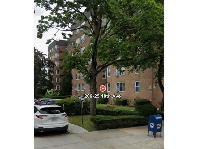 [Bayside Real Estate, listing number 7241906]