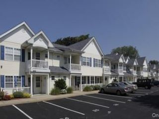  2 BR,  1.00 BTH &nbsp;Other style home in Farmingdale