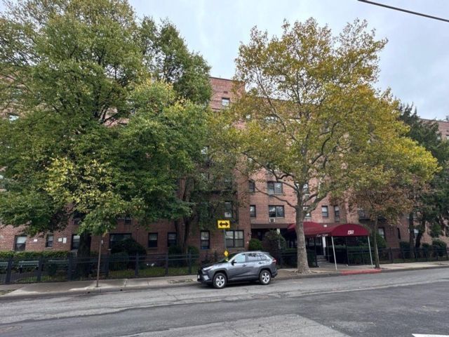  2 BR,  1.00 BTH &nbsp;Other style home in Richmond Hill