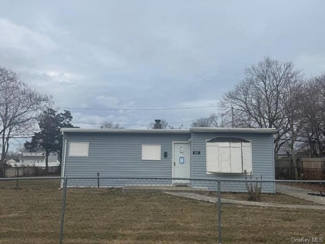 [Amityville Real Estate, listing number 7242263]