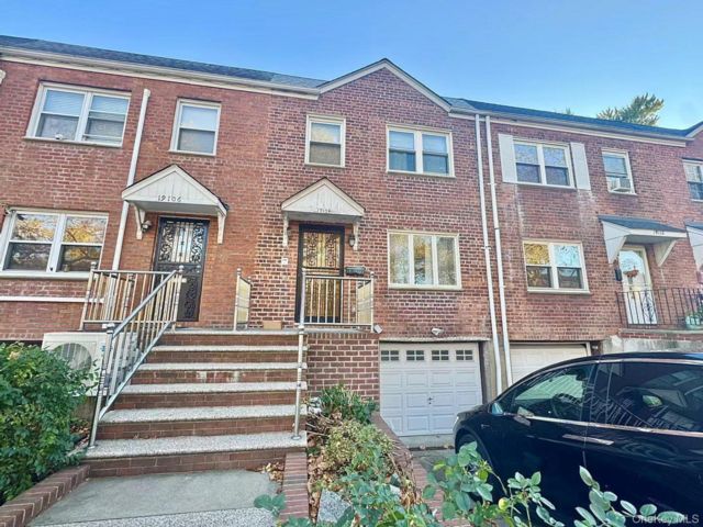  2 BR,  1.00 BTH &nbsp;Other style home in Bayside