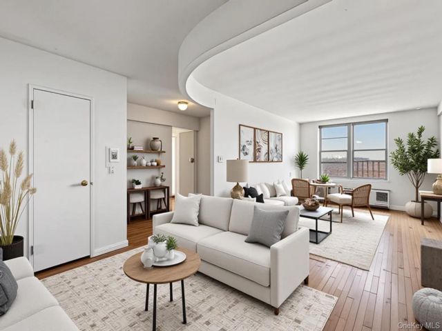  1 BR,  1.00 BTH &nbsp;Other style home in Brighton Beach