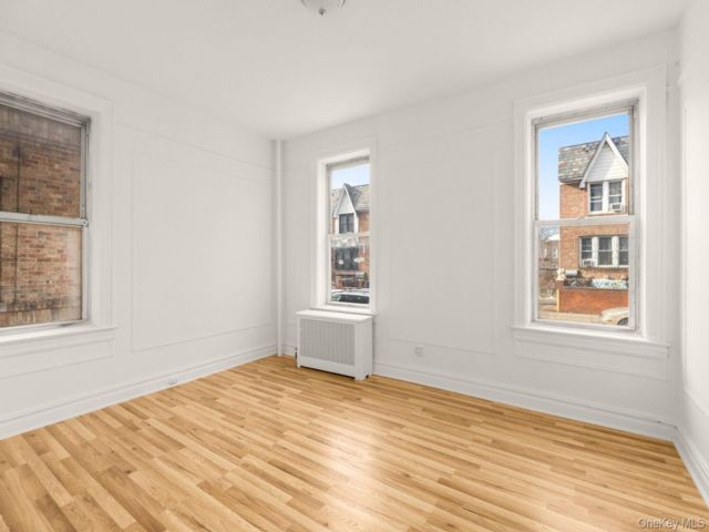  1 BR,  1.00 BTH &nbsp;House style home in Astoria