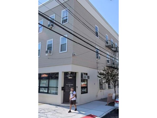 [Ozone Park Real Estate, listing number 7242916]