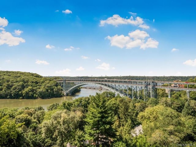 [Kingsbridge Real Estate, listing number 7242968]