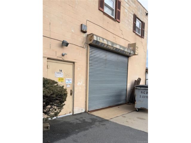 Studio,  0.00 BTH &nbsp;House style home in Island Park