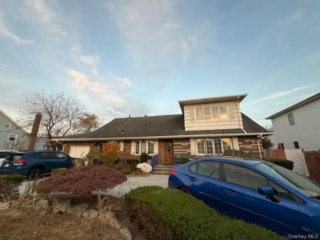  2 BR,  1.00 BTH &nbsp;Exp ranch style home in Island Park