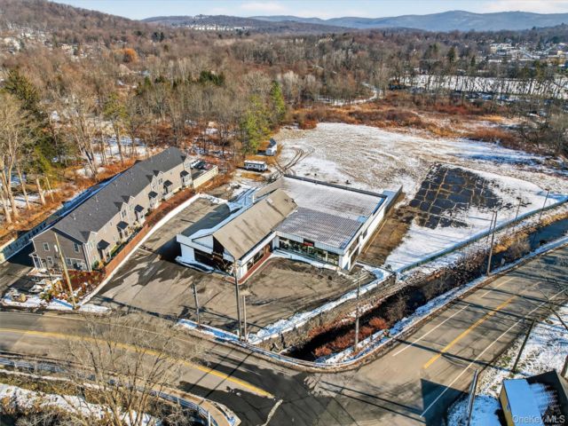 [Monroe Real Estate, listing number 7243392]