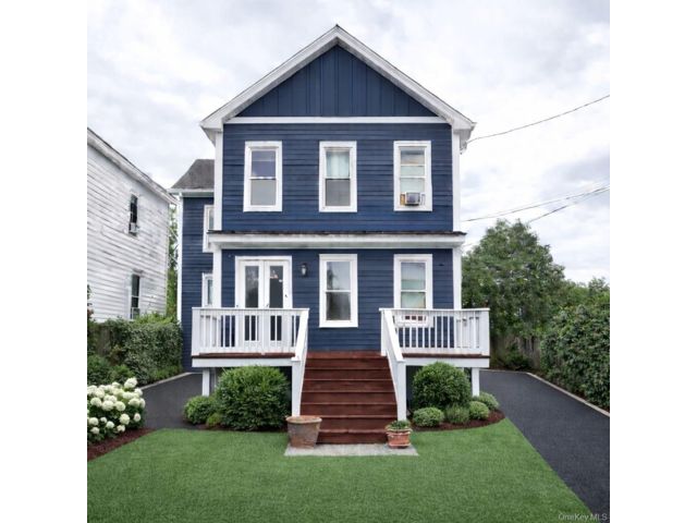  7 BR,  3.00 BTH &nbsp;House style home in Ossining