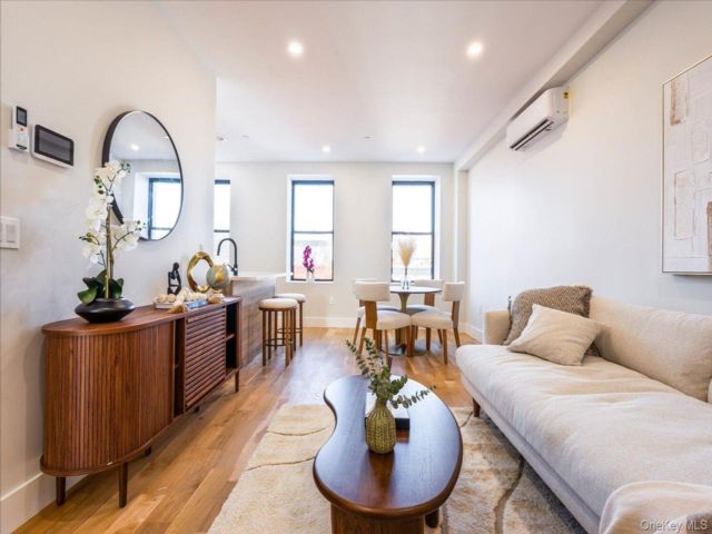  2 BR,  1.00 BTH &nbsp;Condo style home in Bedford Stuyvesant