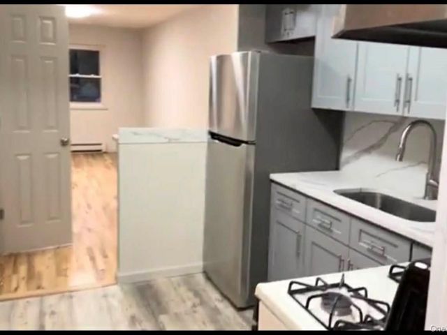 [Elmhurst Real Estate, listing number 7243714]