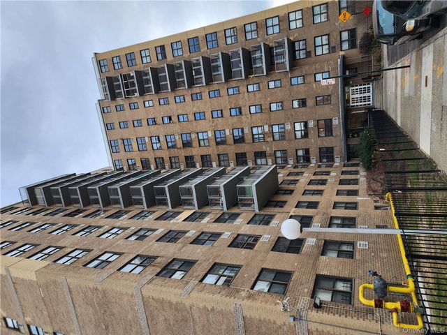 [Soundview Real Estate, listing number 7244144]