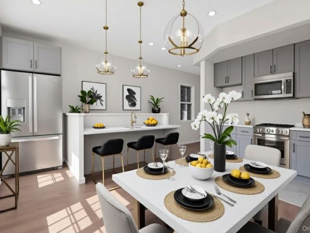  9 BR,  5.00 BTH &nbsp;Other style home in West Farms