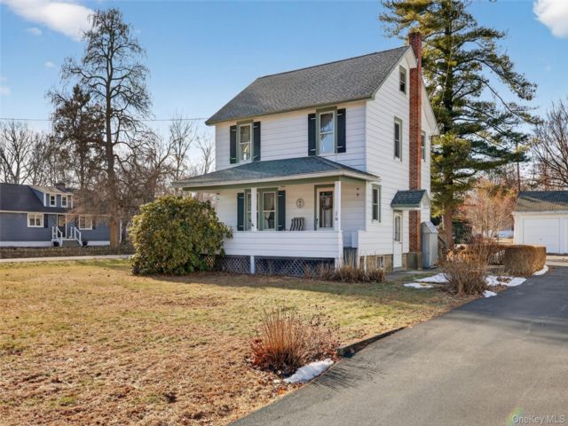  3 BR,  1.00 BTH &nbsp;Barndominium style home in Newburgh