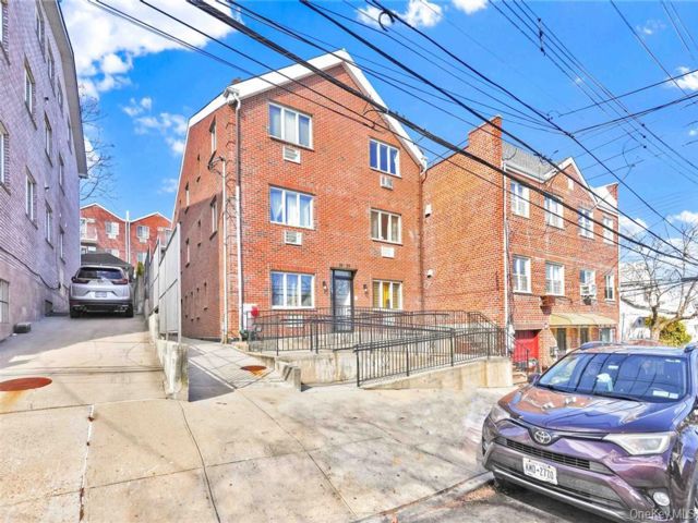 Studio,  0.00 BTH &nbsp;House style home in Middle Village