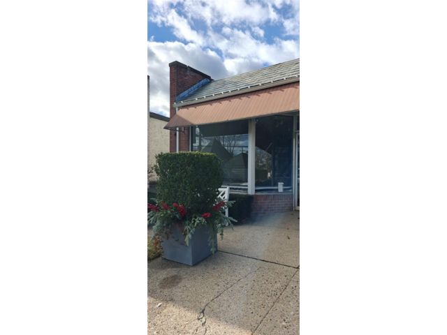 Studio,  0.00 BTH &nbsp;House style home in Glen Head