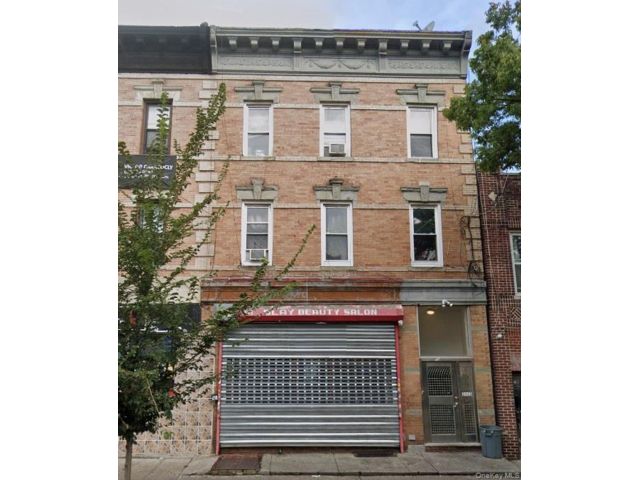  1 BR,  1.00 BTH &nbsp;Other style home in Cypress Hills