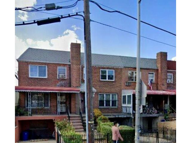 Studio,  0.00 BTH &nbsp;House style home in East Elmhurst