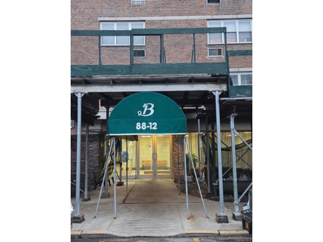 [Howard Beach Real Estate, listing number 7244780]