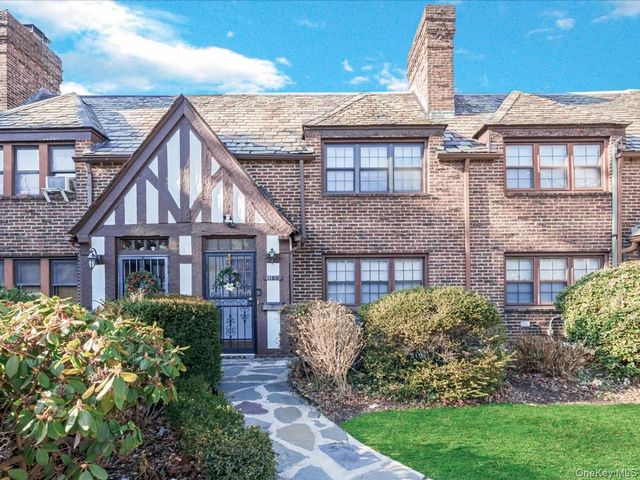  3 BR,  2.00 BTH &nbsp;Tudor style home in Forest Hills