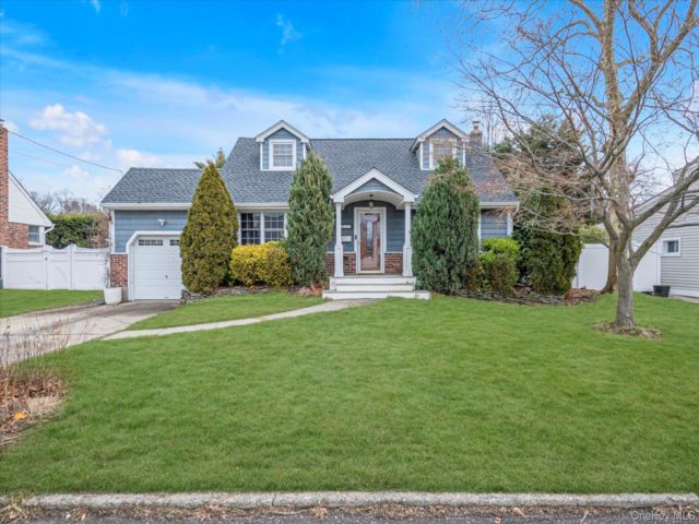 [East Northport Real Estate, listing number 7245152]