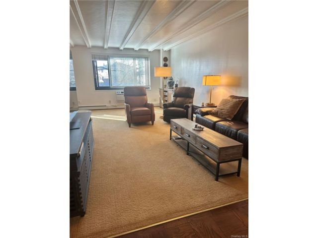 [Bronxville Real Estate, listing number 7245243]
