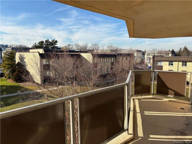  1 BR,  1.00 BTH &nbsp;Other style home in Bayside