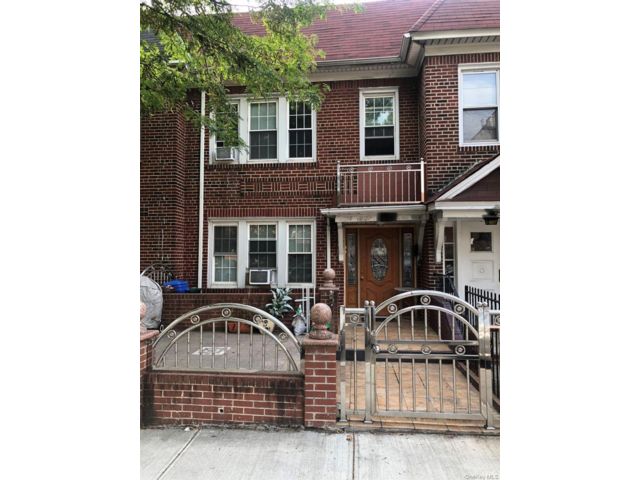[Long Island City Real Estate, listing number 7245649]