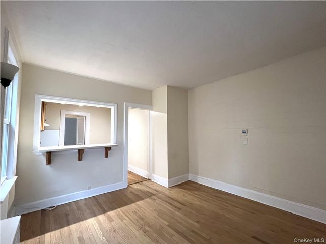 [Long Beach Real Estate, listing number 7246086]