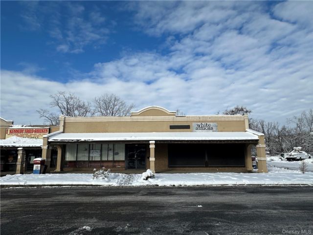 [Newburgh Real Estate, listing number 7246126]