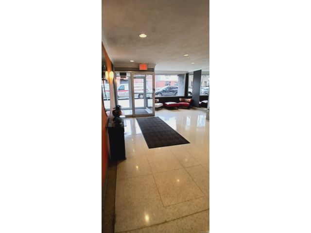 [PHOTO]