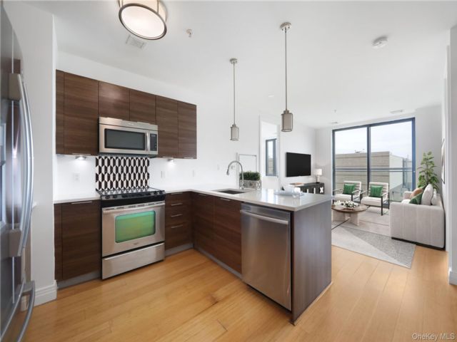 [Yonkers Real Estate, listing number 7246187]