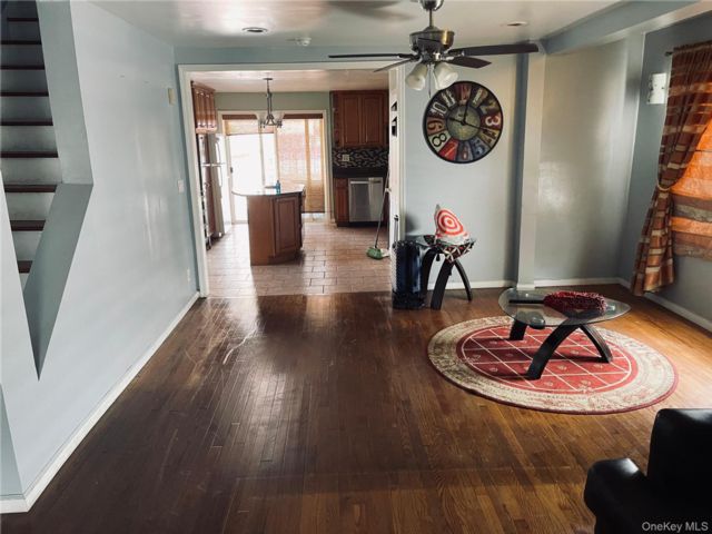  3 BR,  2.00 BTH &nbsp;A-frame style home in Elmont