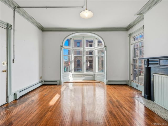  1 BR,  1.00 BTH &nbsp;Victorian style home in Newburgh