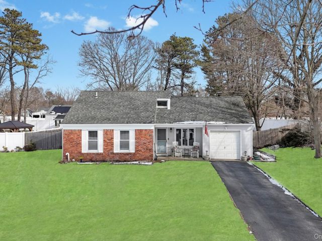 [Coram Real Estate, listing number 7247187]