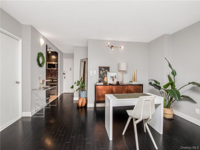 [Kingsbridge Real Estate, listing number 7247308]