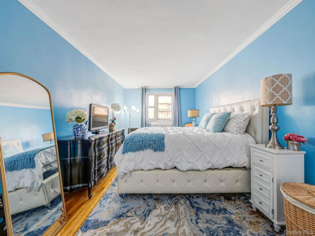[Howard Beach Real Estate, listing number 7247343]