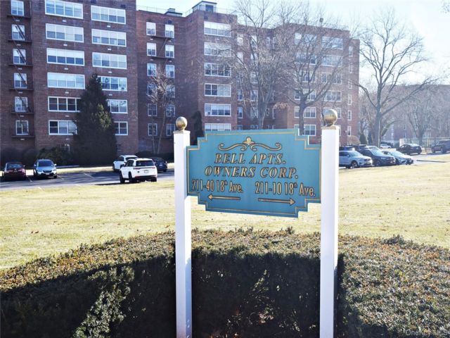  1 BR,  1.00 BTH &nbsp;Other style home in Bayside