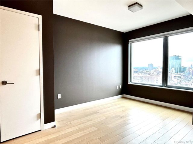  2 BR,  2.00 BTH &nbsp;A-frame style home in Flushing