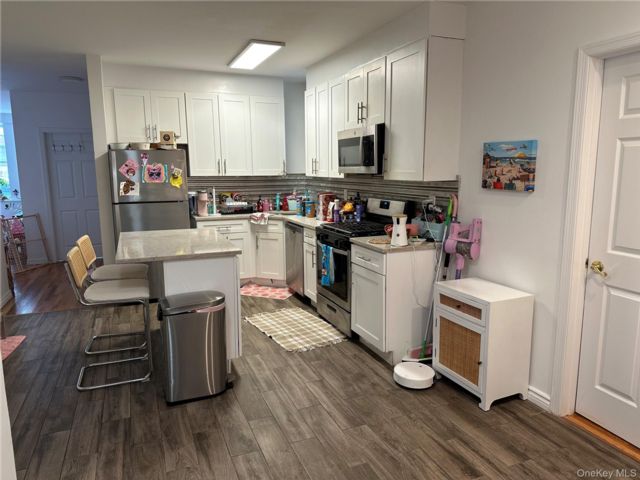  2 BR,  1.00 BTH &nbsp;Other style home in Long Beach
