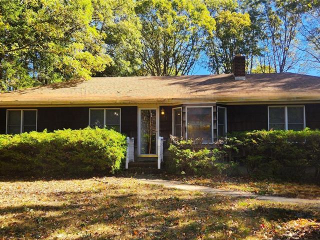 [Miller Place Real Estate, listing number 7247840]