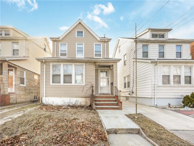  2 BR,  2.00 BTH &nbsp;Other style home in Rosedale