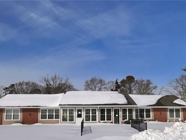  2 BR,  1.00 BTH &nbsp;A-frame style home in Ridge